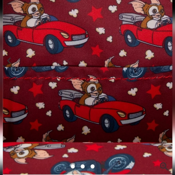 Loungefly Gremlins Gizmo in Car Light-Up Figural Mini Backpack - Picture 4 of 11